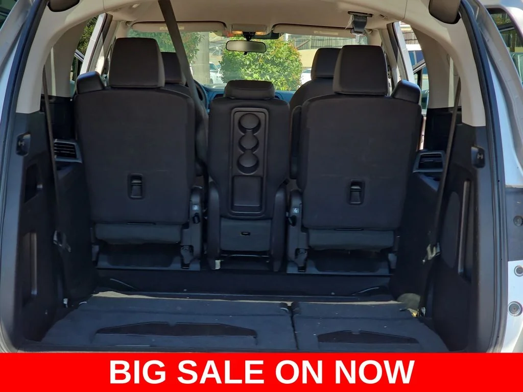 Used 2019 Blue Honda EX image 13