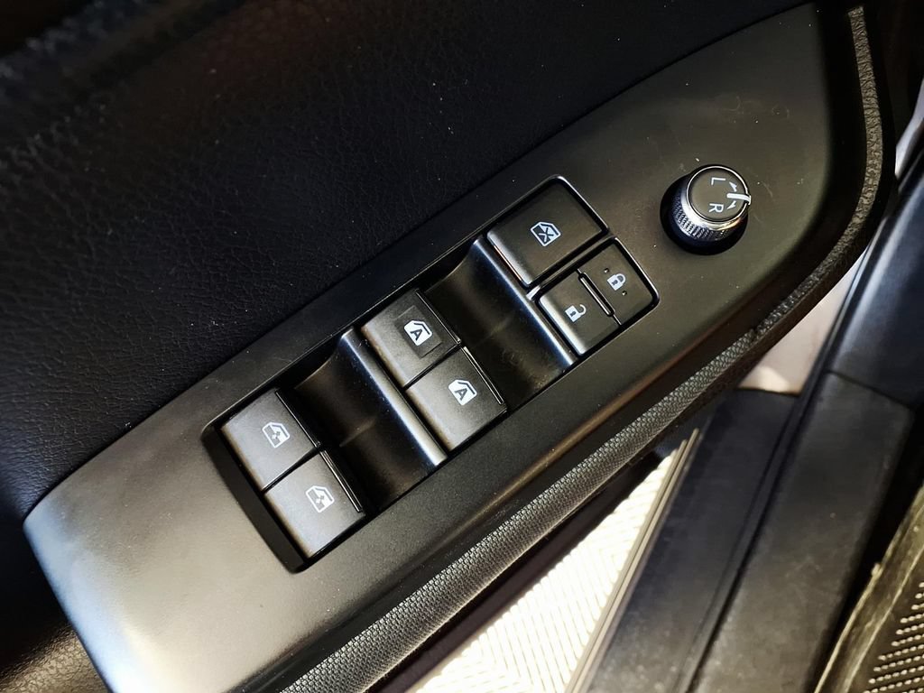 Used 2019 Predawn Gray Mi Toyota LE image 25