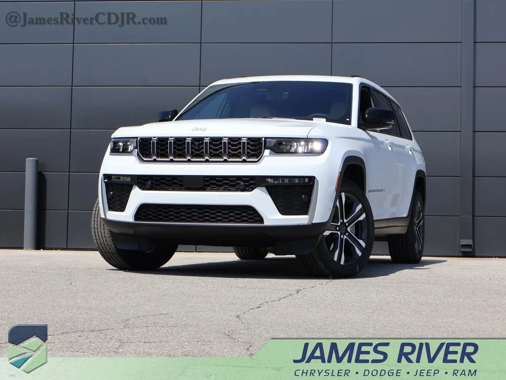 New 2027 Bright White Clear-Coat Paint Jeep Limited image 1