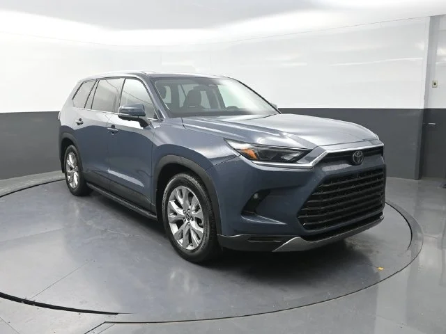 Used 2026 White Toyota Limited image 10