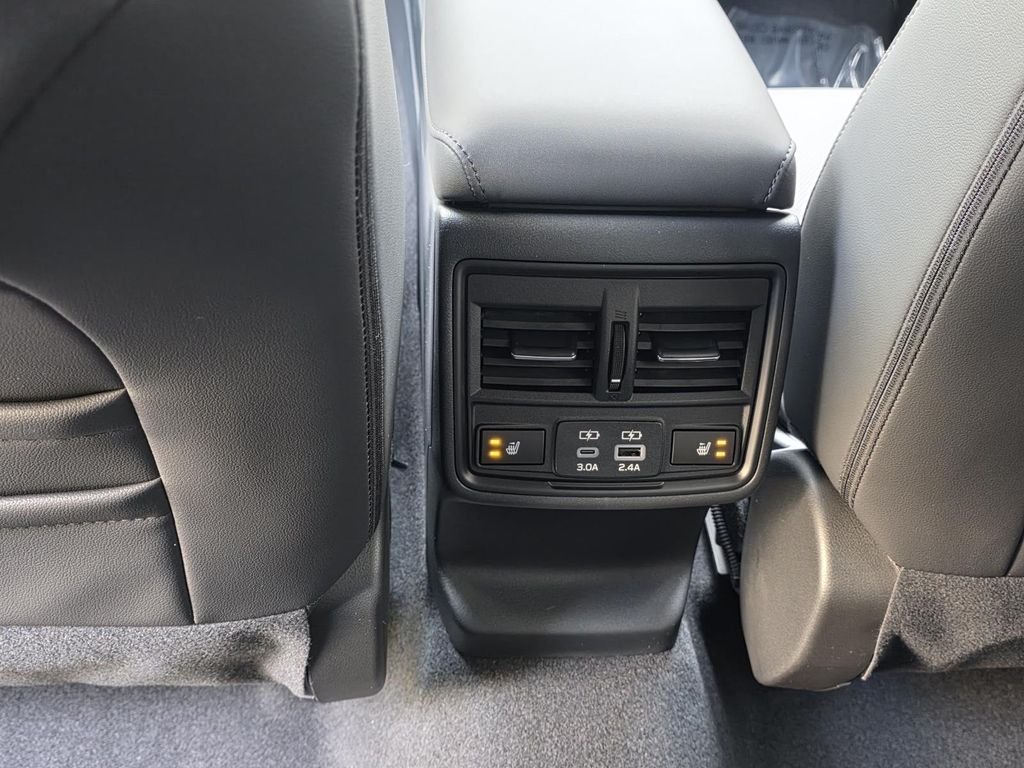 2026 Subaru Outback Limited - Photo 13