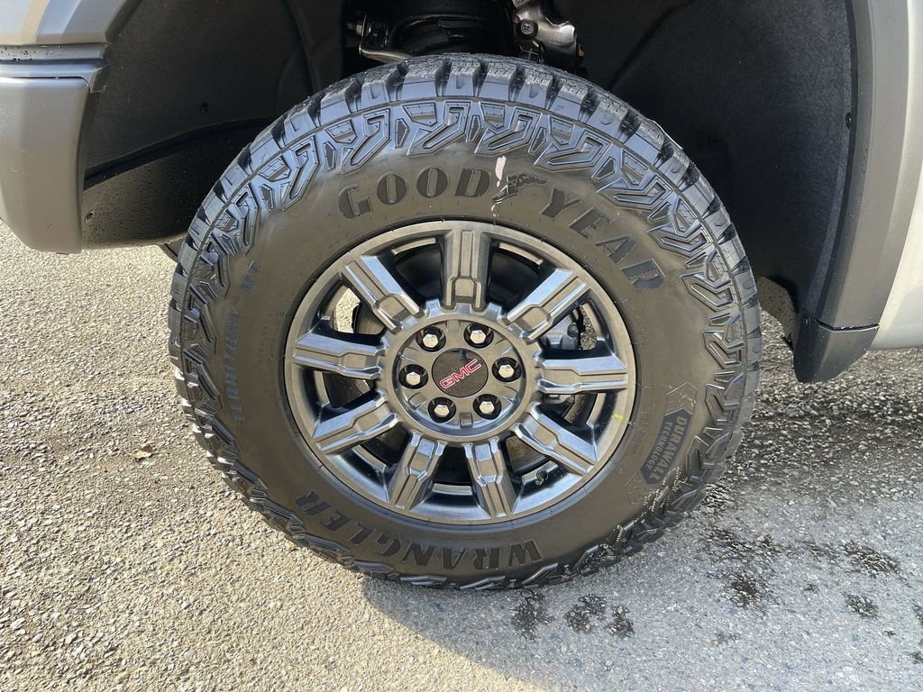 2026 GMC Sierra 1500 AT4X - Photo 34