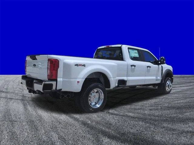 New 2026 Oxford White Ford F-450® XL image 4