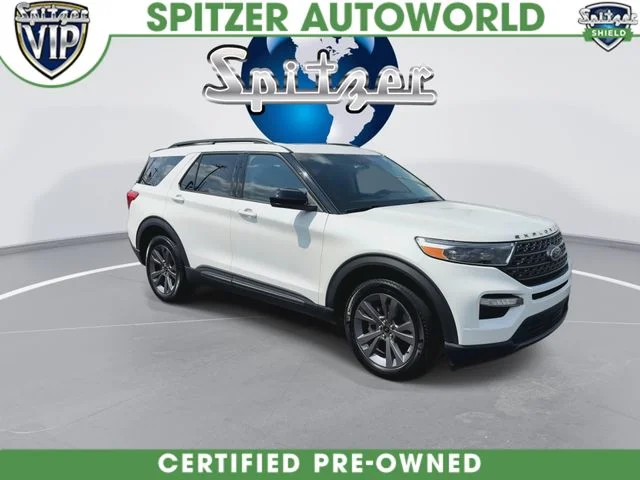 Certified Used 2023 White Metallic Ford XLT image 2
