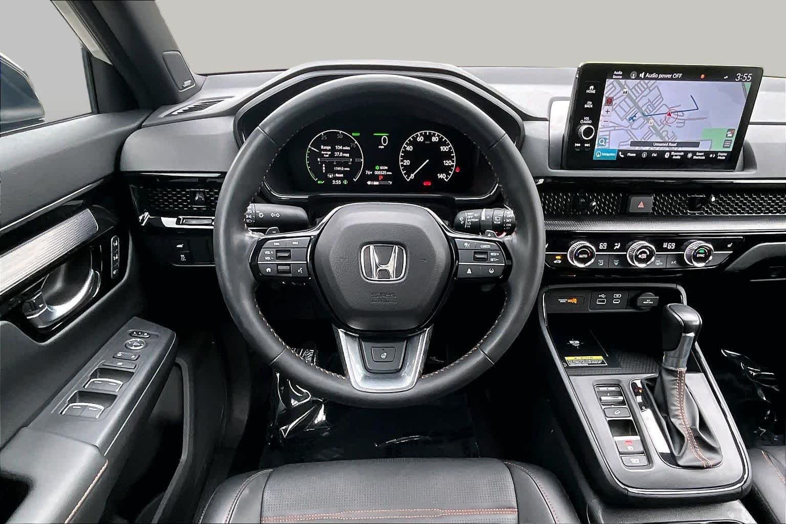 Used 2025 Platinum White Pearl Honda Sport Touring image 6