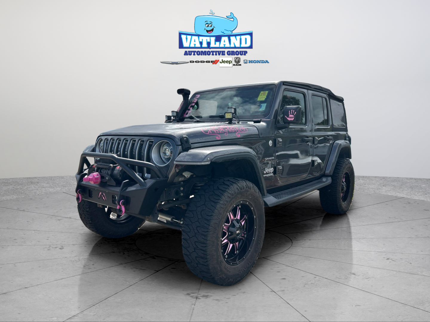 Used 2018 Gray Jeep Unlimited Sahara image 1