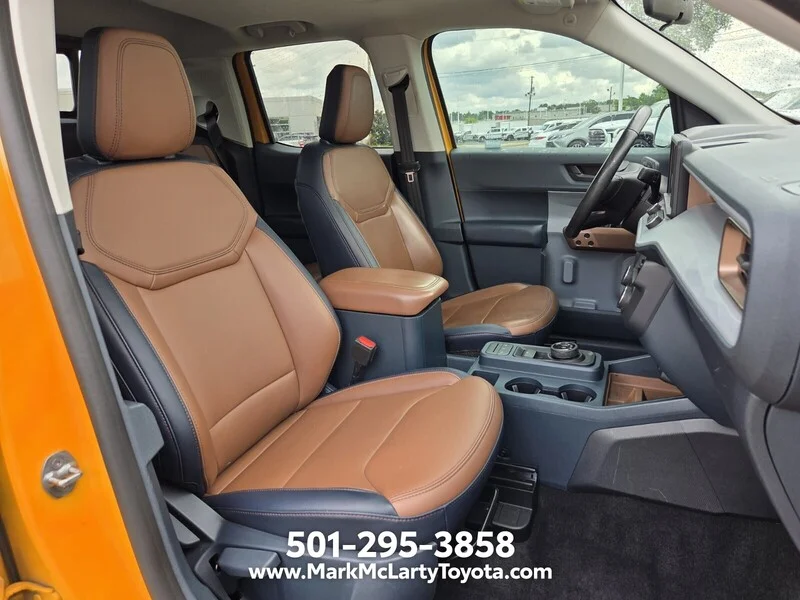 Used 2022 Orange FORD LARIAT FWD SUPERCREW image 15