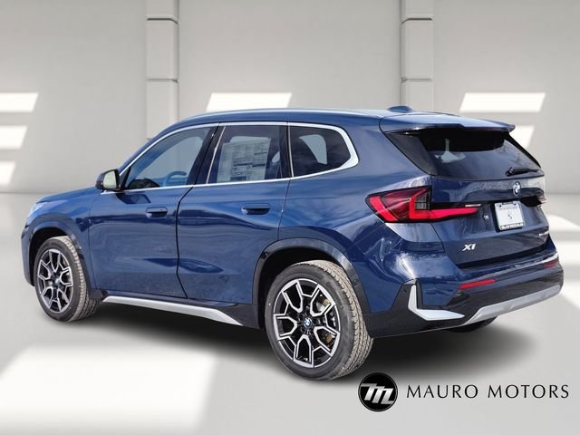 Used 2026 Blue BMW xDrive28i image 5