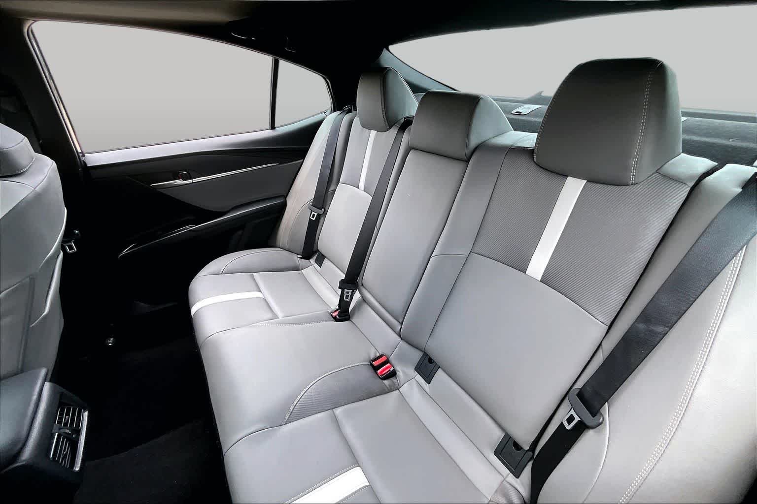 Used 2025 Underground Toyota SE image 19