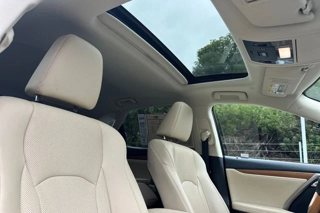 Used 2021 Beige Lexus 450h image 16