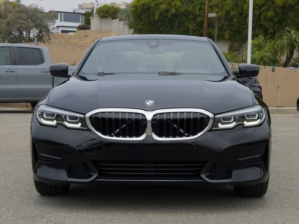 Used 2021 Jet Black BMW 330i image 3