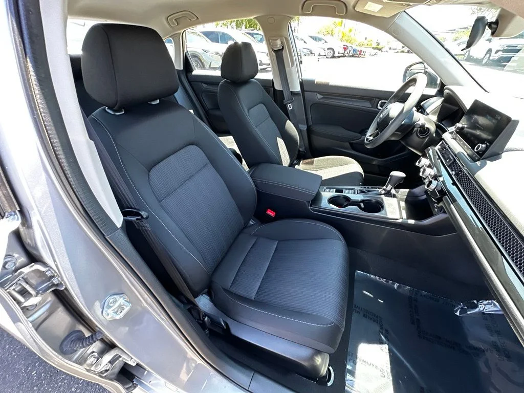 Certified Used 2023 Silver Honda LX image 14