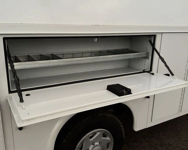 New 2025 Oxford White Ford Base image 11