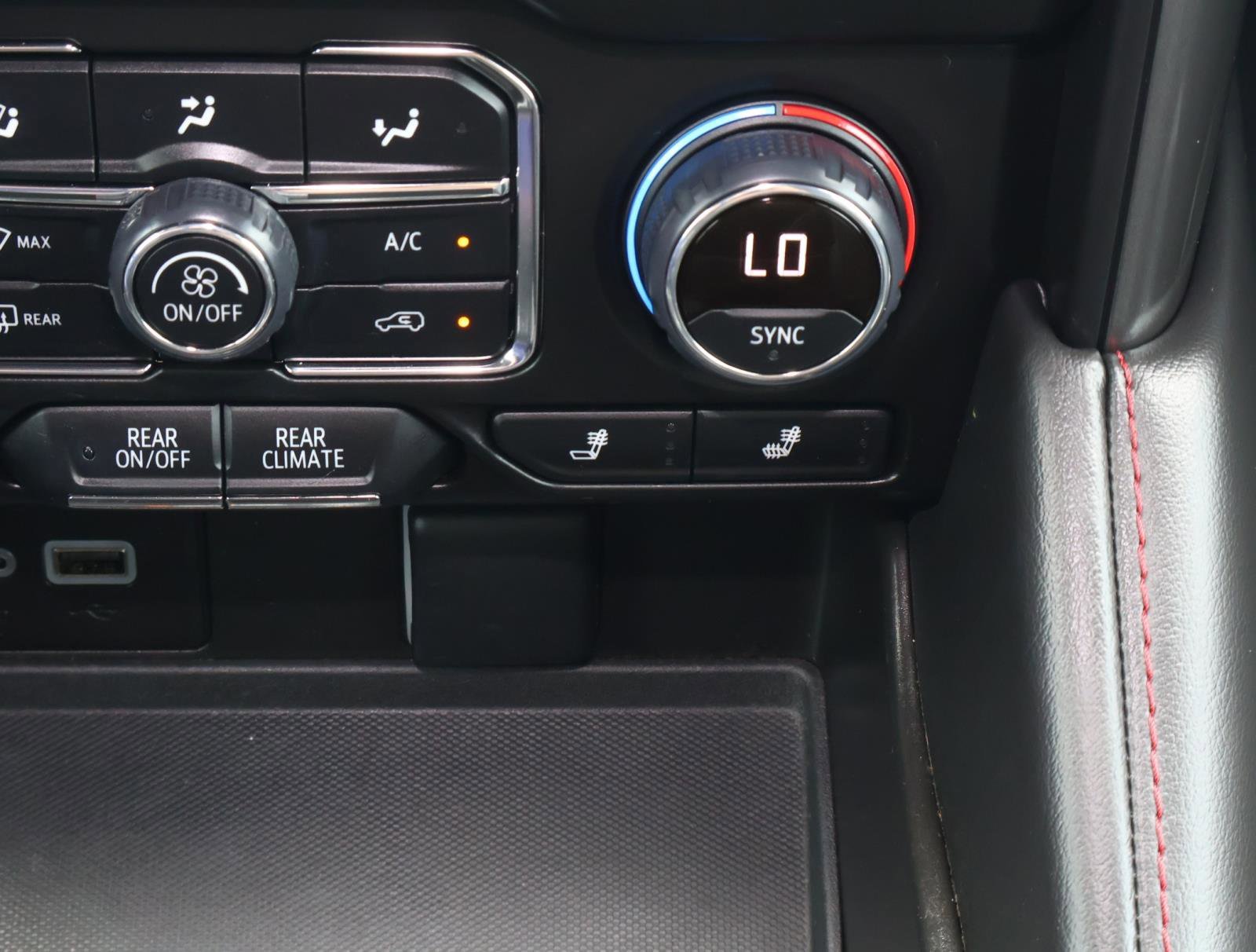 2024 Chevrolet Tahoe RST - Photo 27
