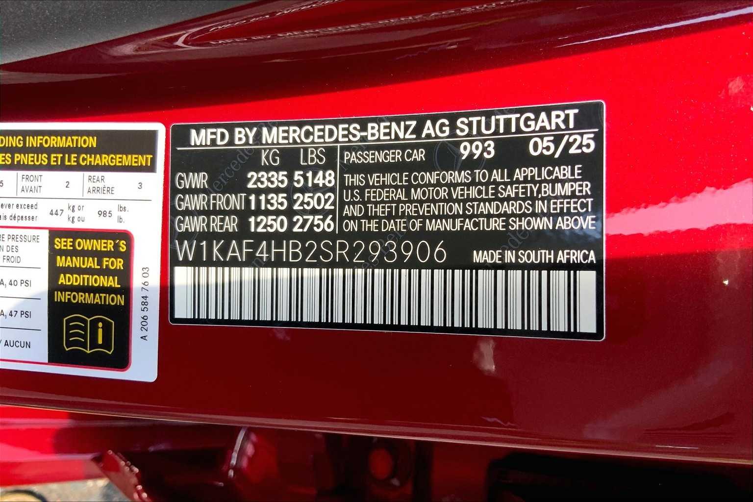 New 2025 MANUFAKTUR Patagonia Red Metallic Mercedes-Benz C 300 image 15