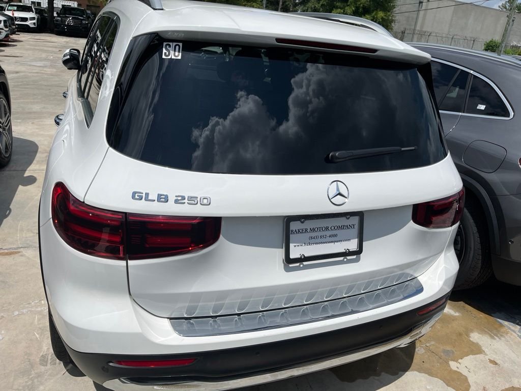 Certified Used 2026 White Mercedes-Benz GLB 250 image 6
