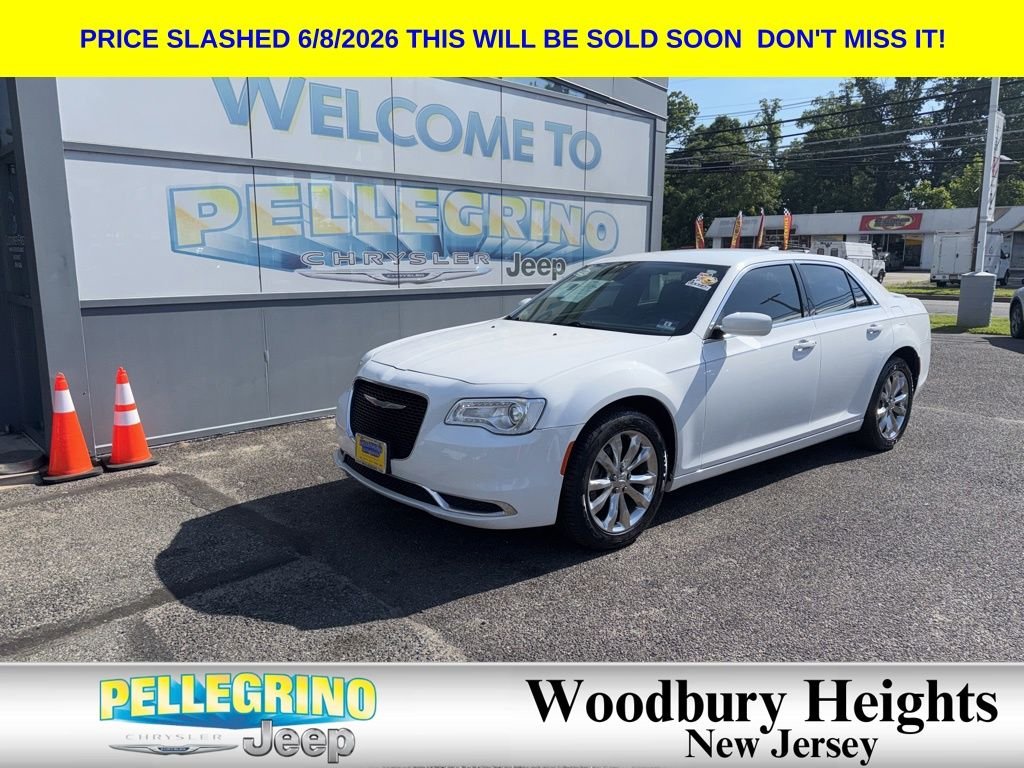 2017 Chrysler 300 Limited AWD's photo