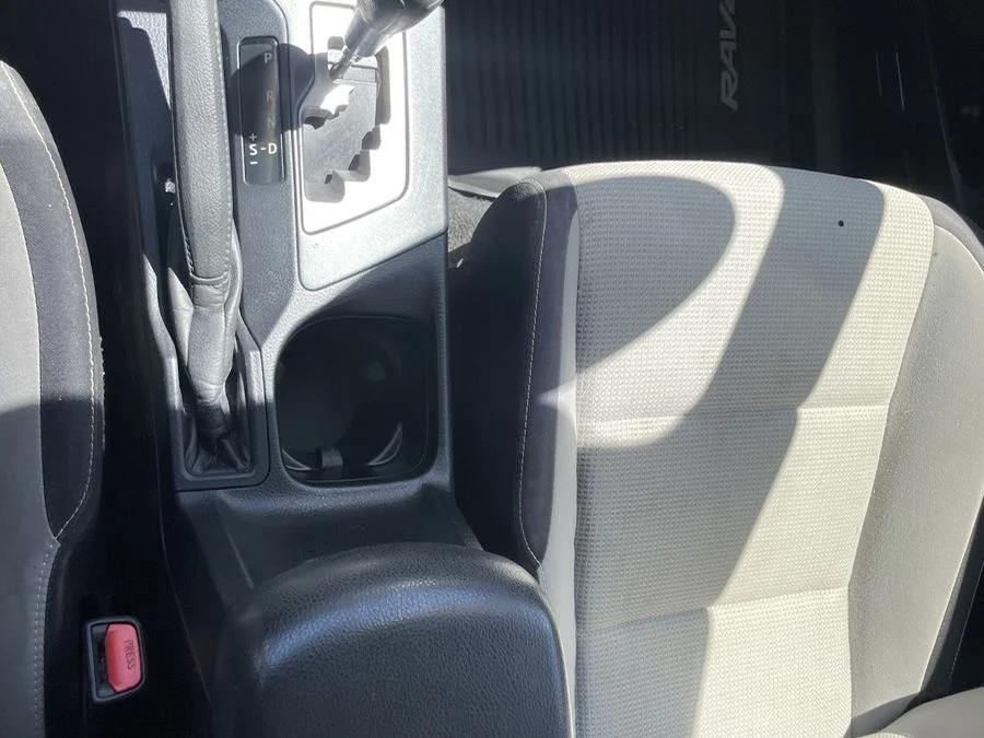 Used 2017 Super White Toyota XLE image 23