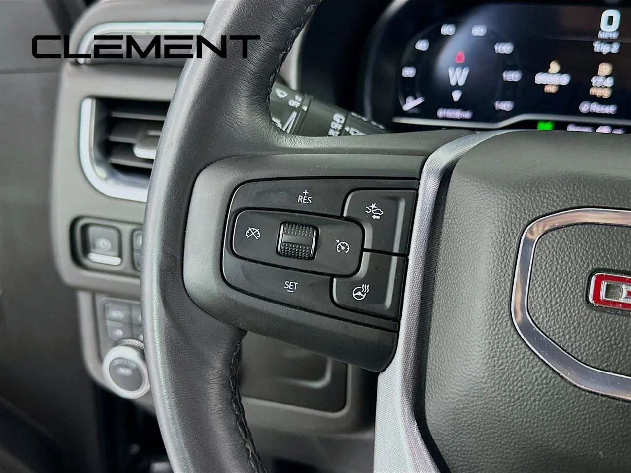 Used 2022 Gray GMC SLT image 16