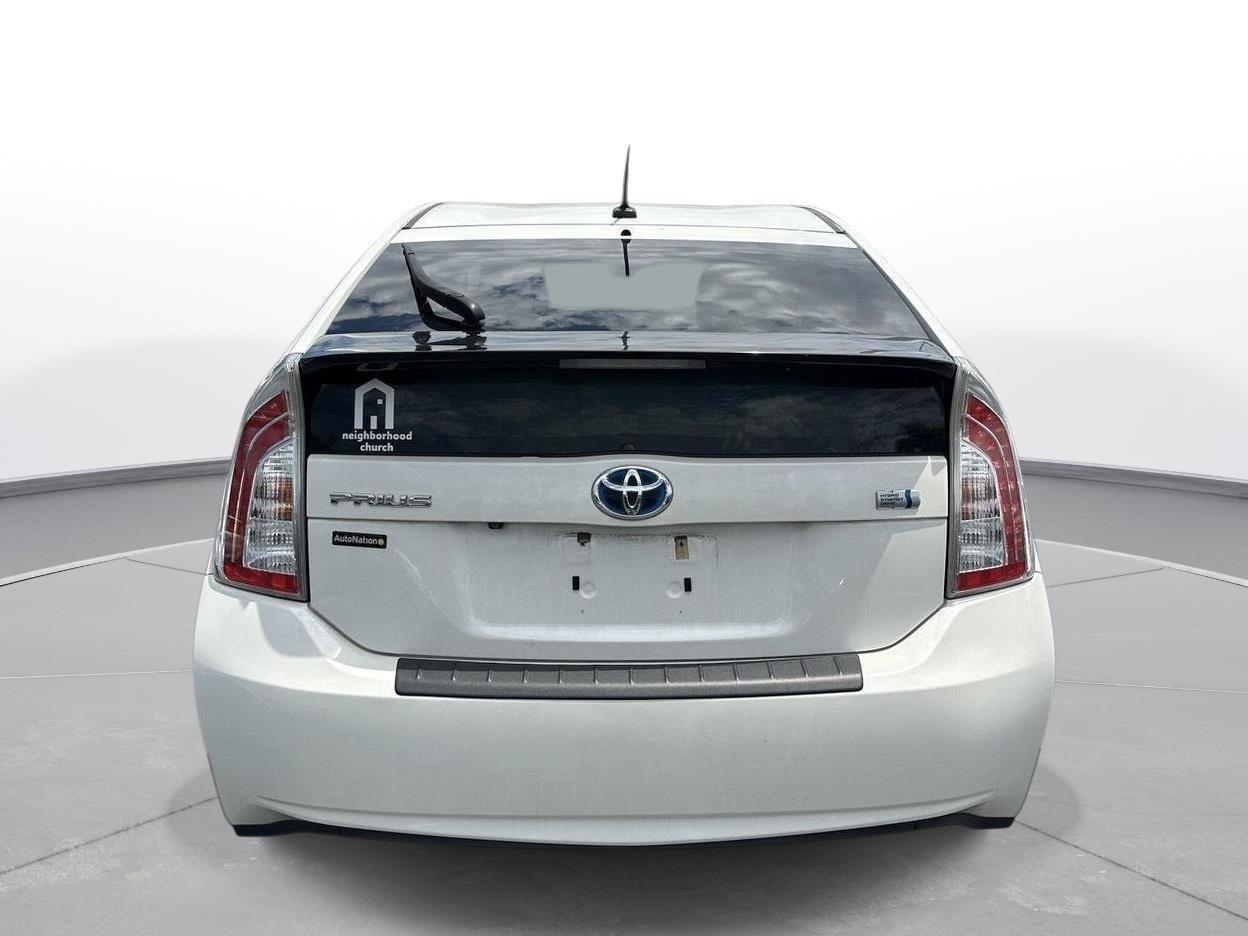 Used 2013 Blizzard Pearl Toyota Five image 7