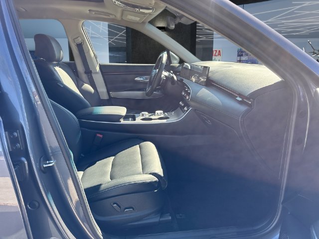 Certified Used 2026 Blue Genesis 2.5T Select image 28
