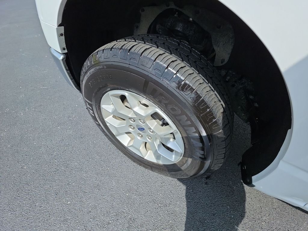 Used 2023 White Ford XLT image 10