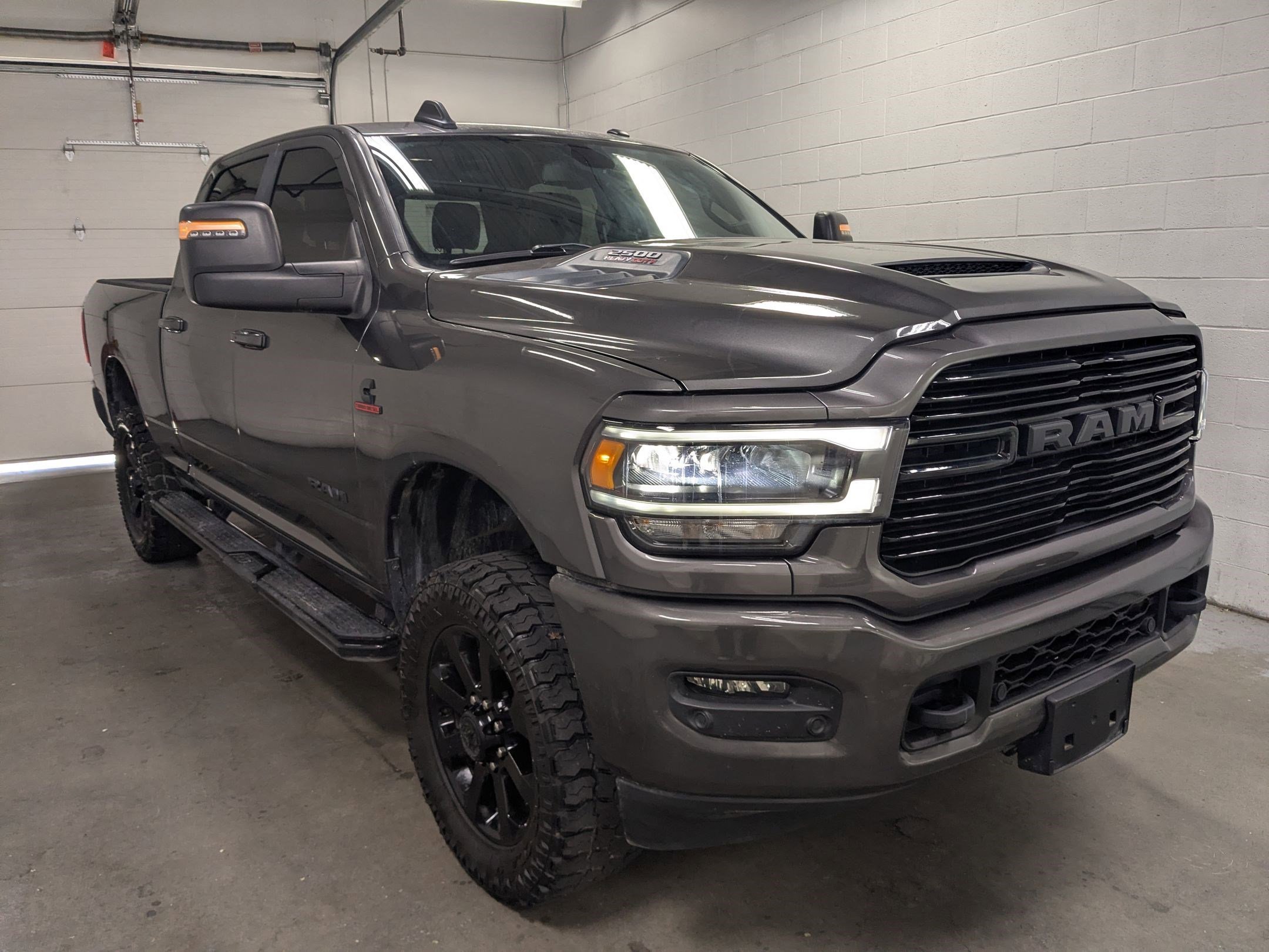 Certified Used 2024 Granite Crystal Metallic Clearcoat Ram Laramie image 1