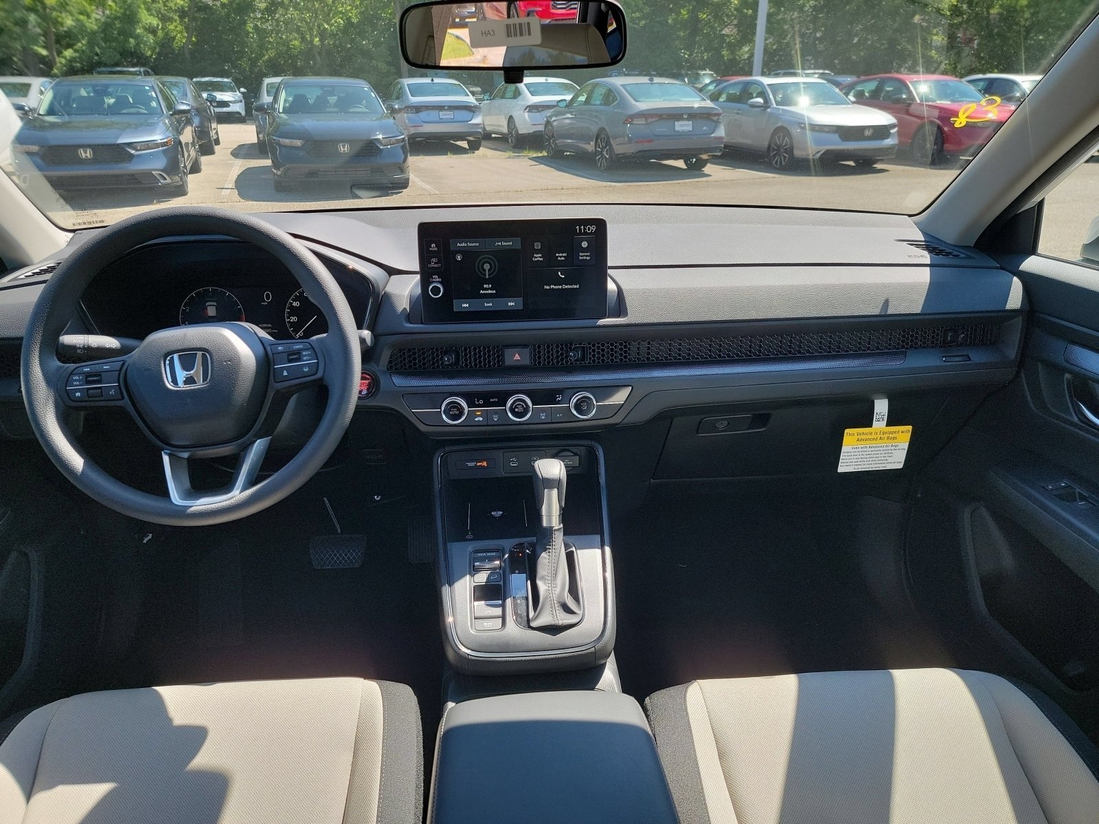 New 2026 Platinum White Pearl Honda LX image 9