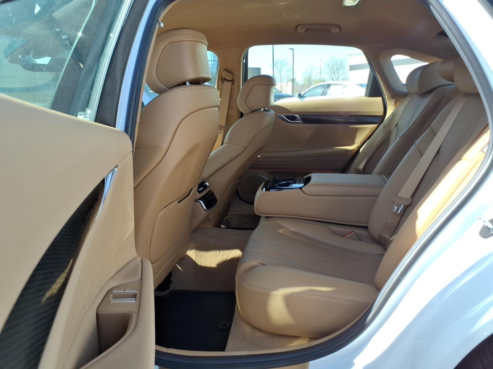 New 2026 White Genesis 2.5T image 10