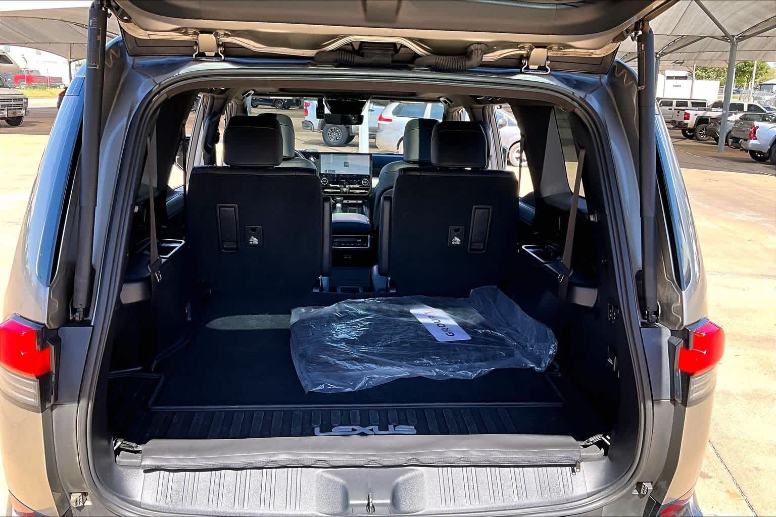 Used 2025 Atomic Silver Lexus Luxury+ image 63