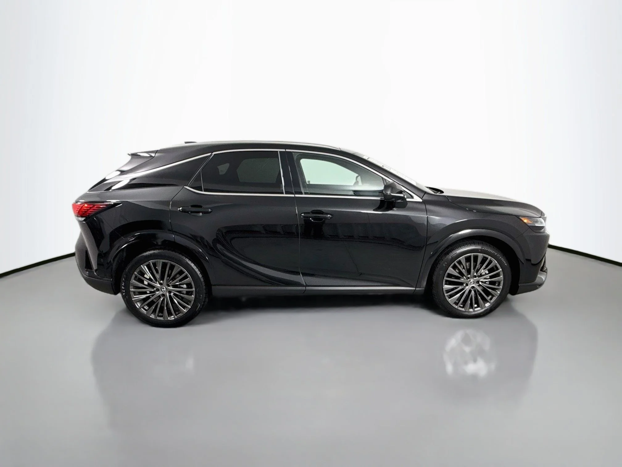 Certified Used 2025 CAVIAR Lexus 350h Luxury image 8