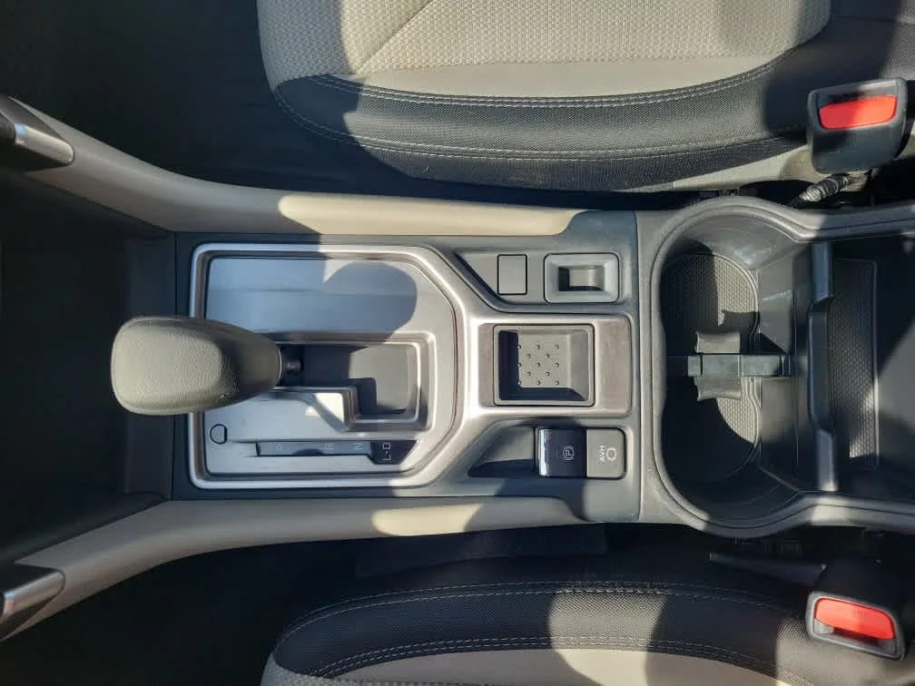 Used 2021 Crystal White Pearl Subaru  image 14