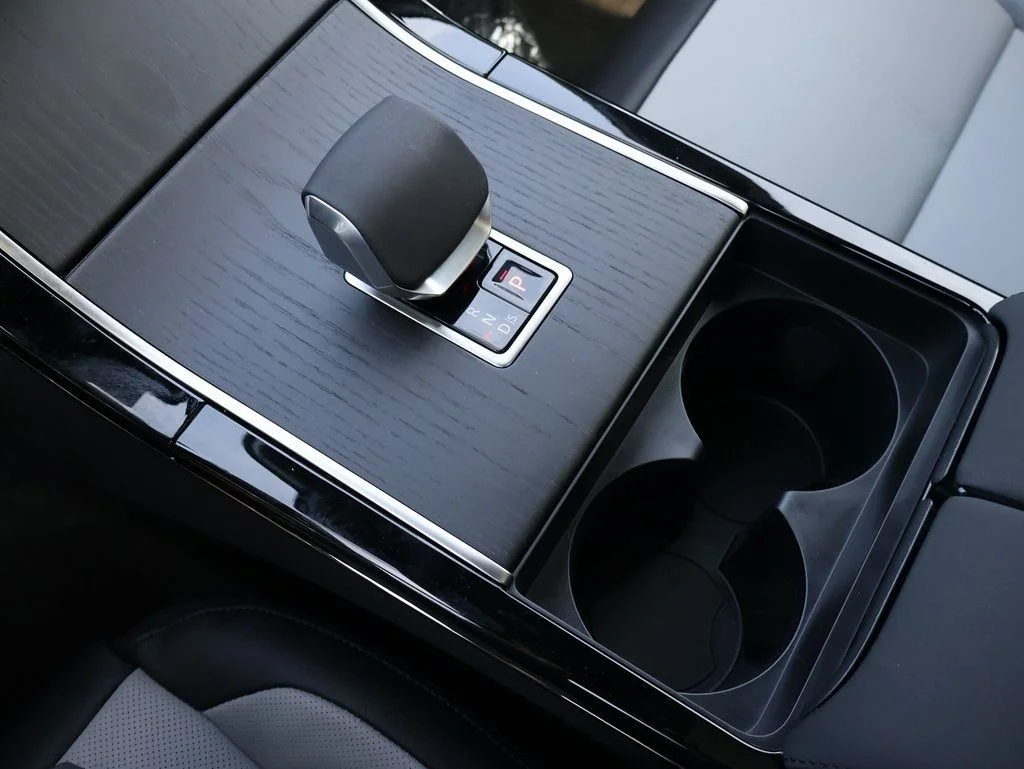 2026 Land Rover Range Rover Velar Dynamic SE - Photo 26