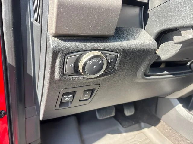 2019 Ford F-150 Raptor - Photo 16