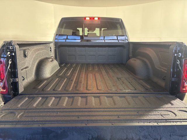2026 RAM 2500 Tradesman - Photo 8