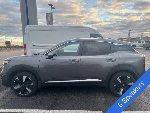Used 2025 Gray Nissan SR image 7