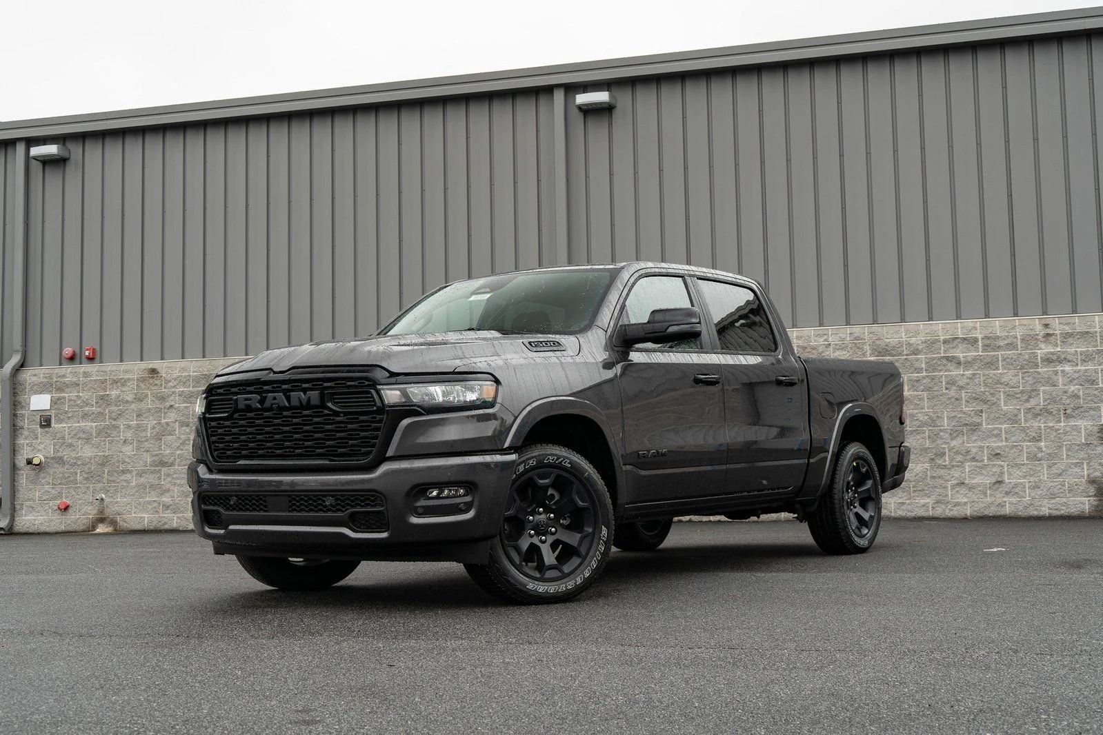 New 2026 Granite Crystal Metallic Clearcoat RAM Big Horn/Lone Star image 1