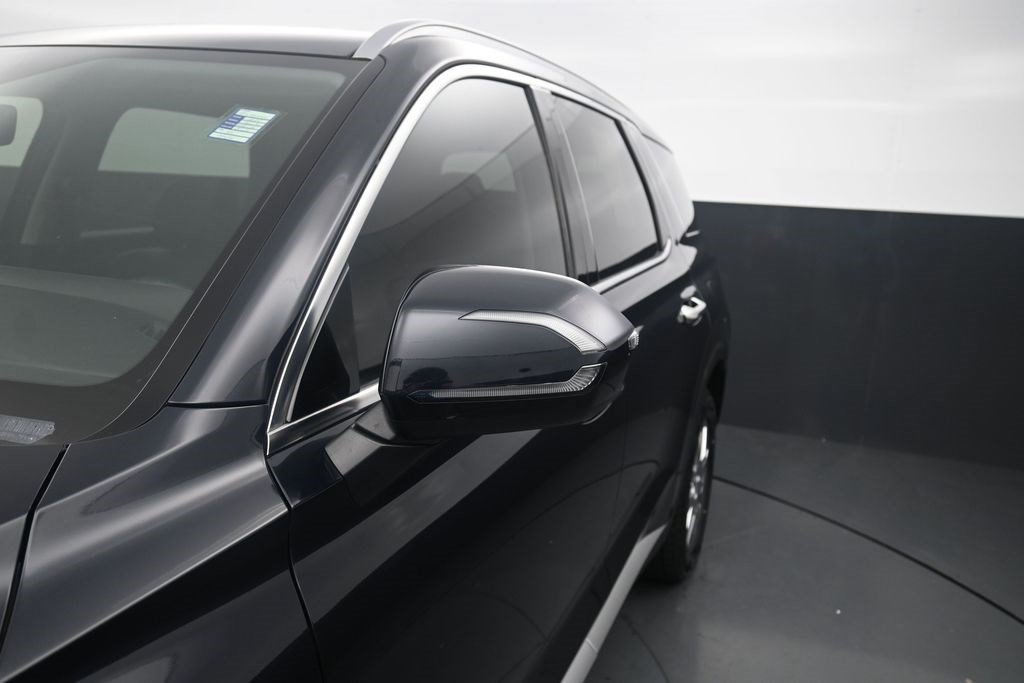 Used 2024 Moonlight Cloud Hyundai SEL 7P image 11