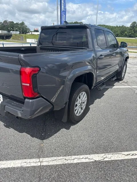 Certified Used 2024  Toyota SR5 image 4