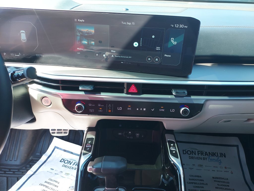 Used 2025 White Kia SX image 23