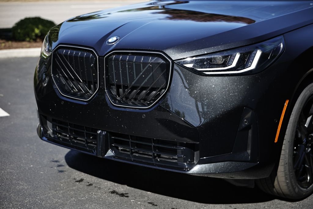 New 2026 Black Sapphire Metallic BMW 30 xDrive image 13