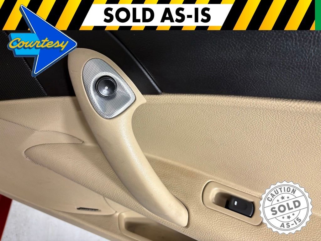 Used 2005 Orange Chevrolet Base image 13