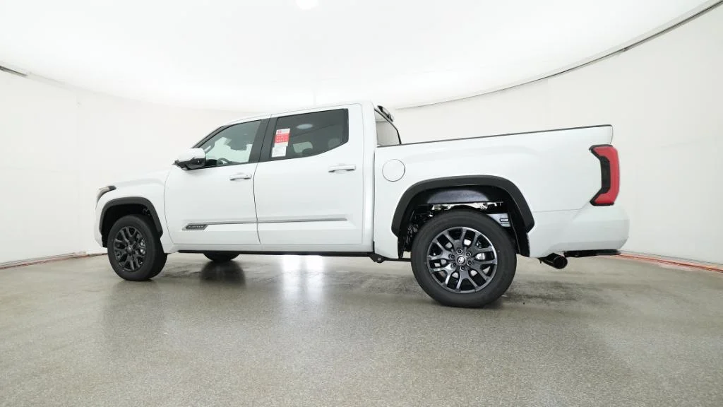 New 2026 Wind Chill Pearl Toyota Platinum image 13