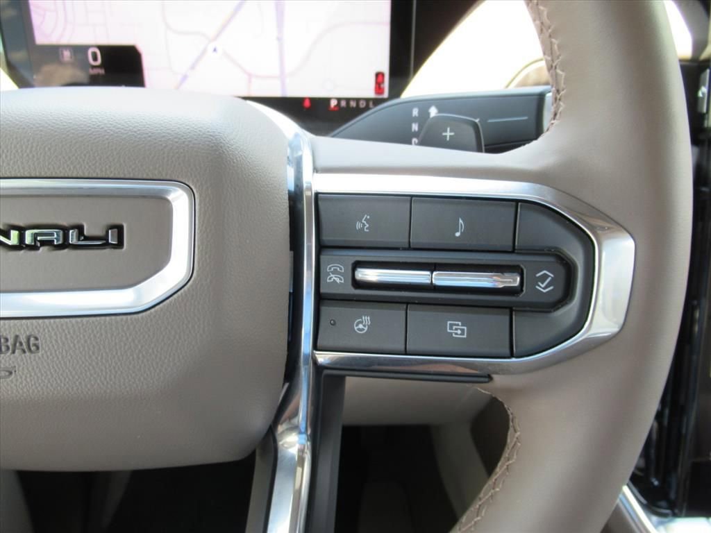 Used 2026 Glacier White Tricoat GMC Denali image 25