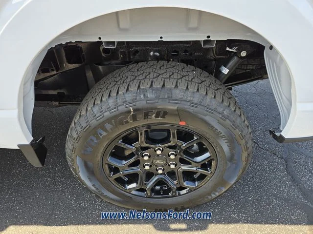 New 2026 Oxford White Ford XLT image 9