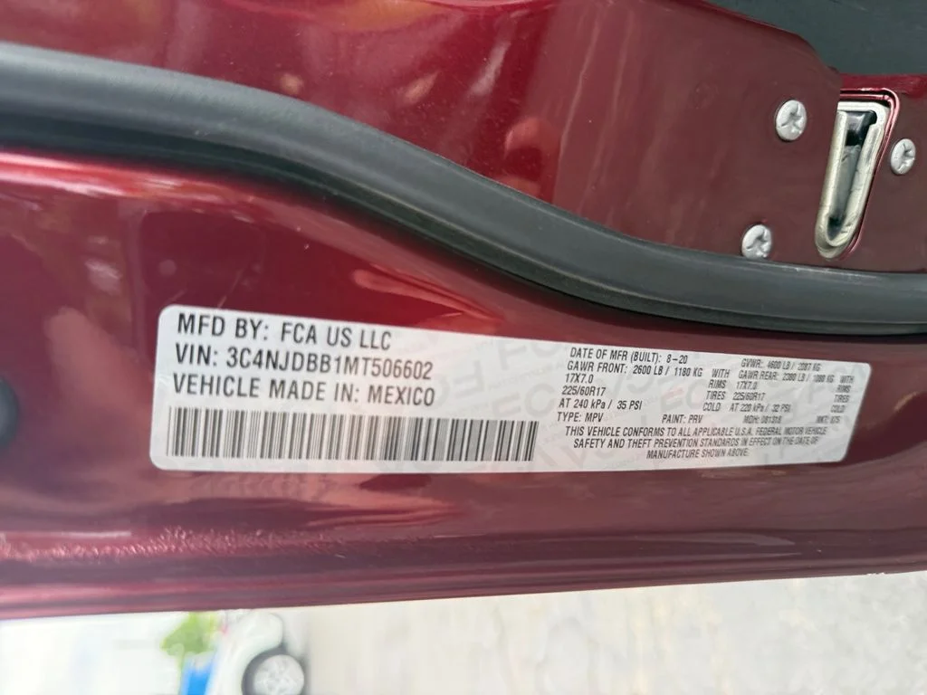 Used 2021 Velvet Red Pearlcoat Jeep Latitude image 26
