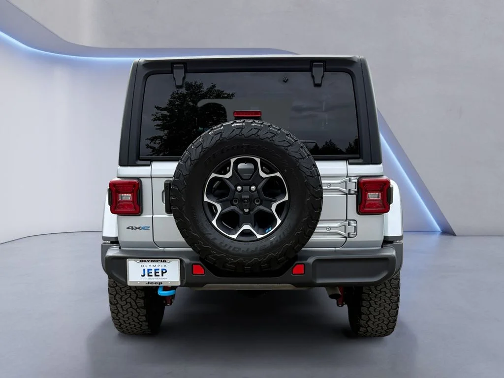 Used 2023 Silver Jeep Rubicon 4xe image 5