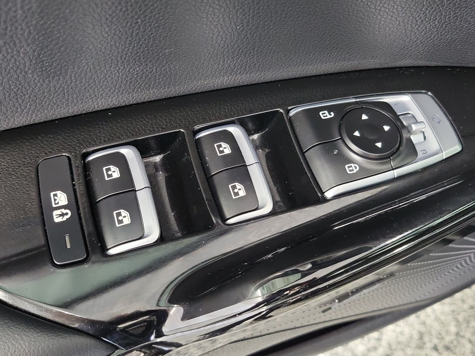 Certified Used 2024 Black Kia GT image 12