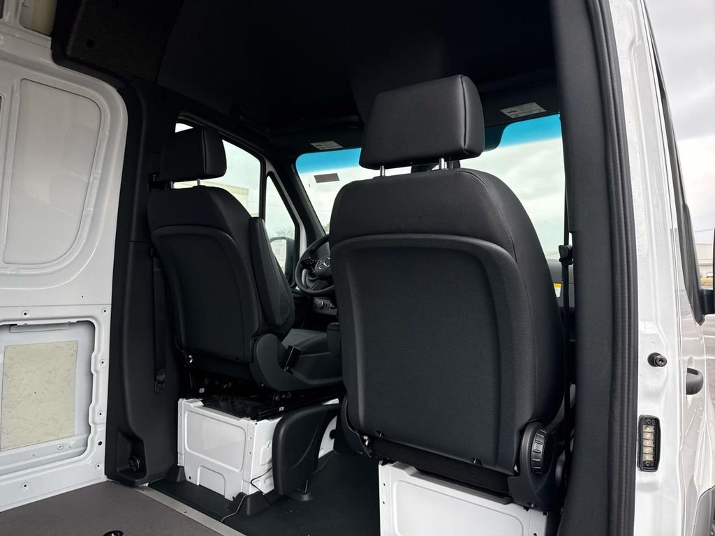 2025 Mercedes-Benz Sprinter Cargo Van Base - Photo 7