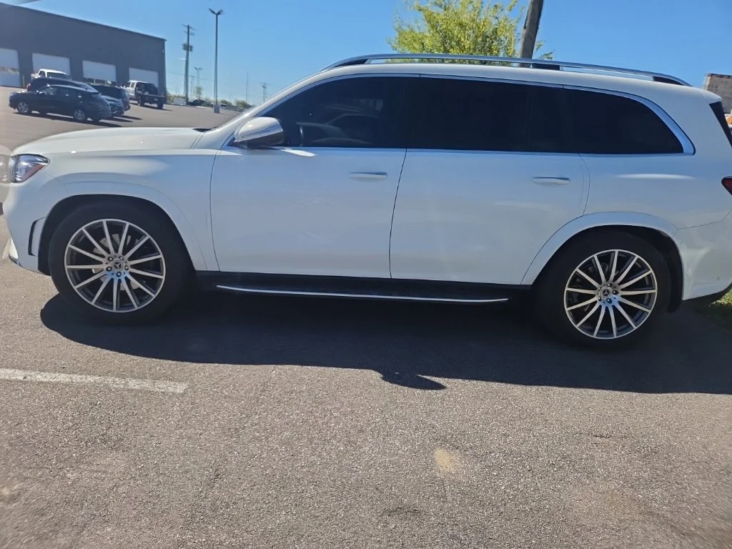 Used 2023  Mercedes-Benz GLS 450 image 5